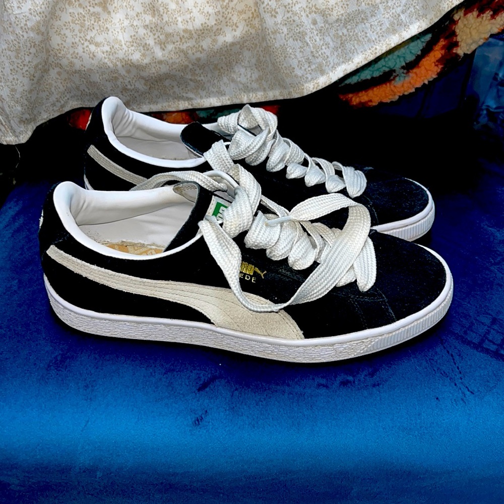 Mens puma classic shoes 8.5
